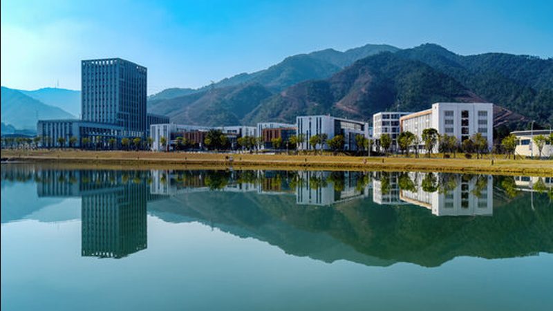 PCB打板价格之谜：揭秘影响成本的关键因素